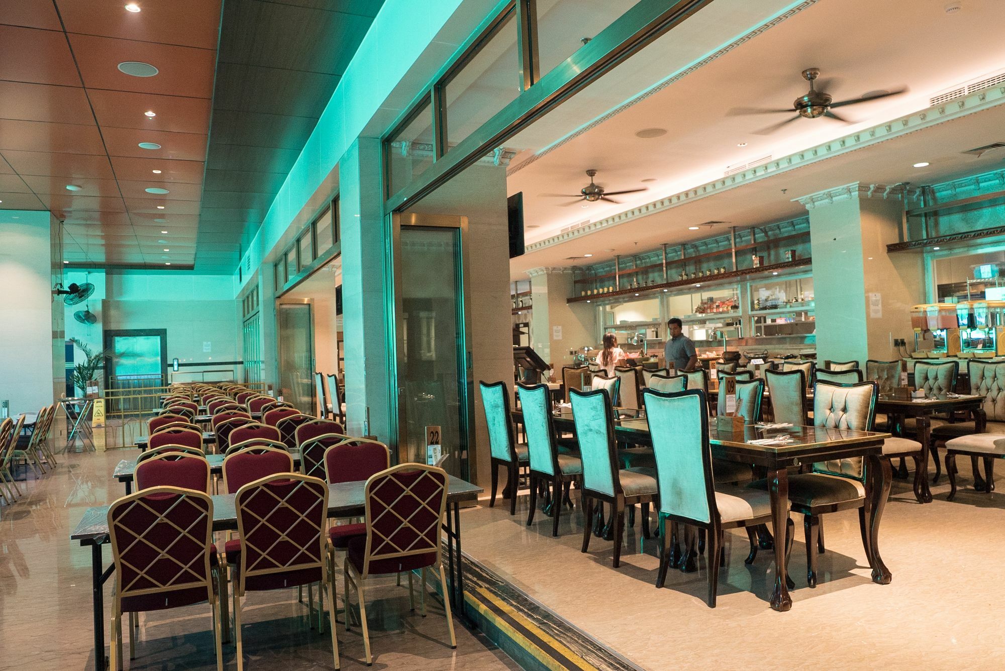 Myko Hotel & Convention Center Makassar Kültér fotó